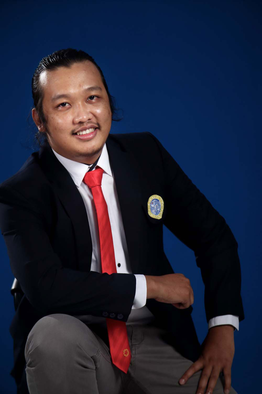 Angga Erlando, SE., M.Ec.Dev.